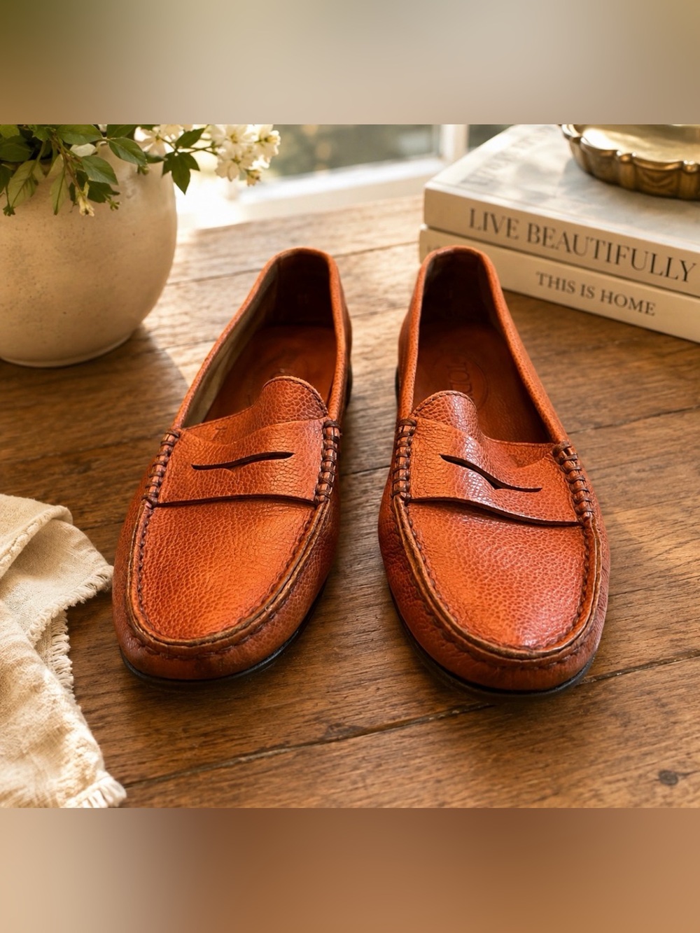 Tods leather tan loafers size 5